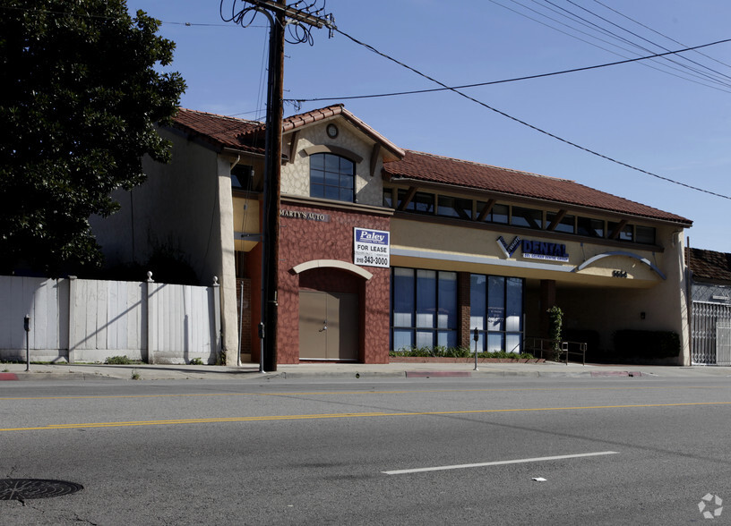 5554 Reseda Blvd, Tarzana, CA for sale - Primary Photo - Image 1 of 1