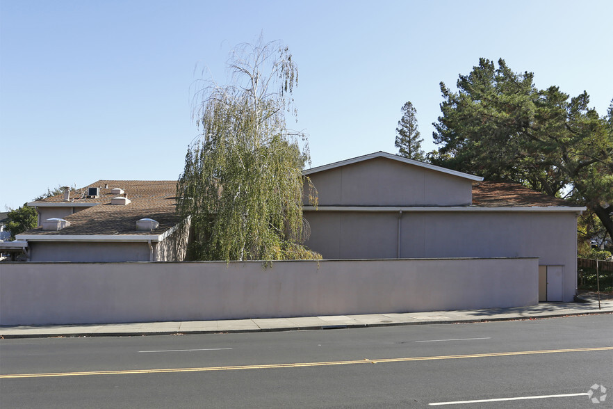 1298-1300 Boulevard Way, Walnut Creek, CA for sale - Building Photo - Image 3 of 9