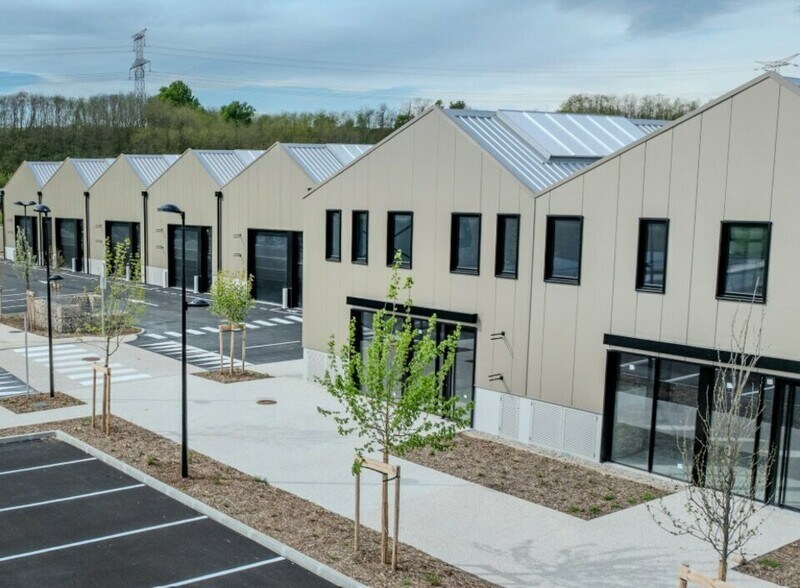 2 Route D'Heyrieux, Toussieu à vendre - Photo du bâtiment - Image 1 de 7