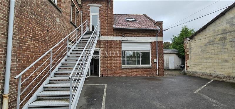 Bureau dans Lille à louer - Photo du bâtiment - Image 2 de 6