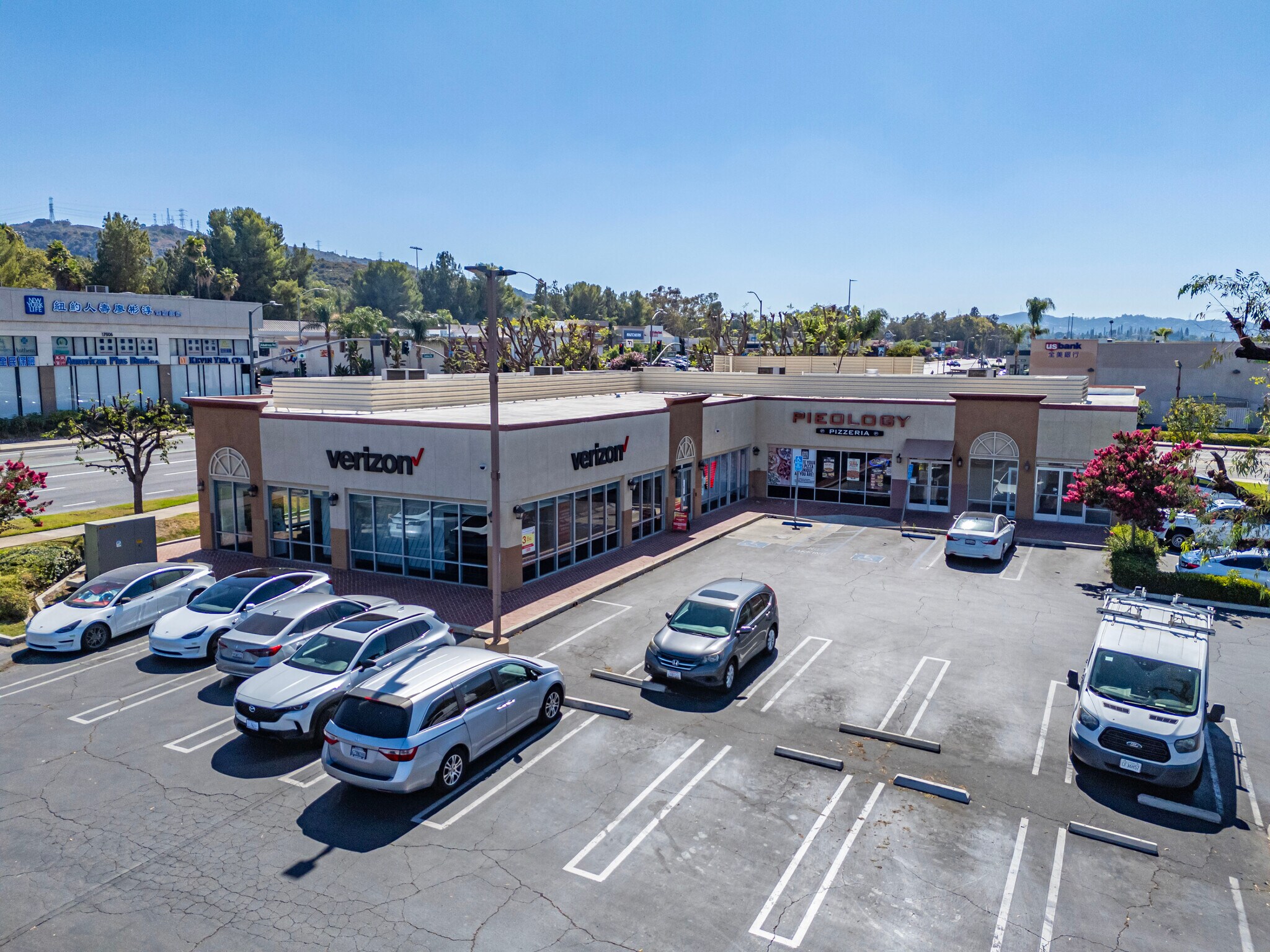 17525 Colima Rd, City Of Industry, CA à vendre Photo du bâtiment- Image 1 de 1