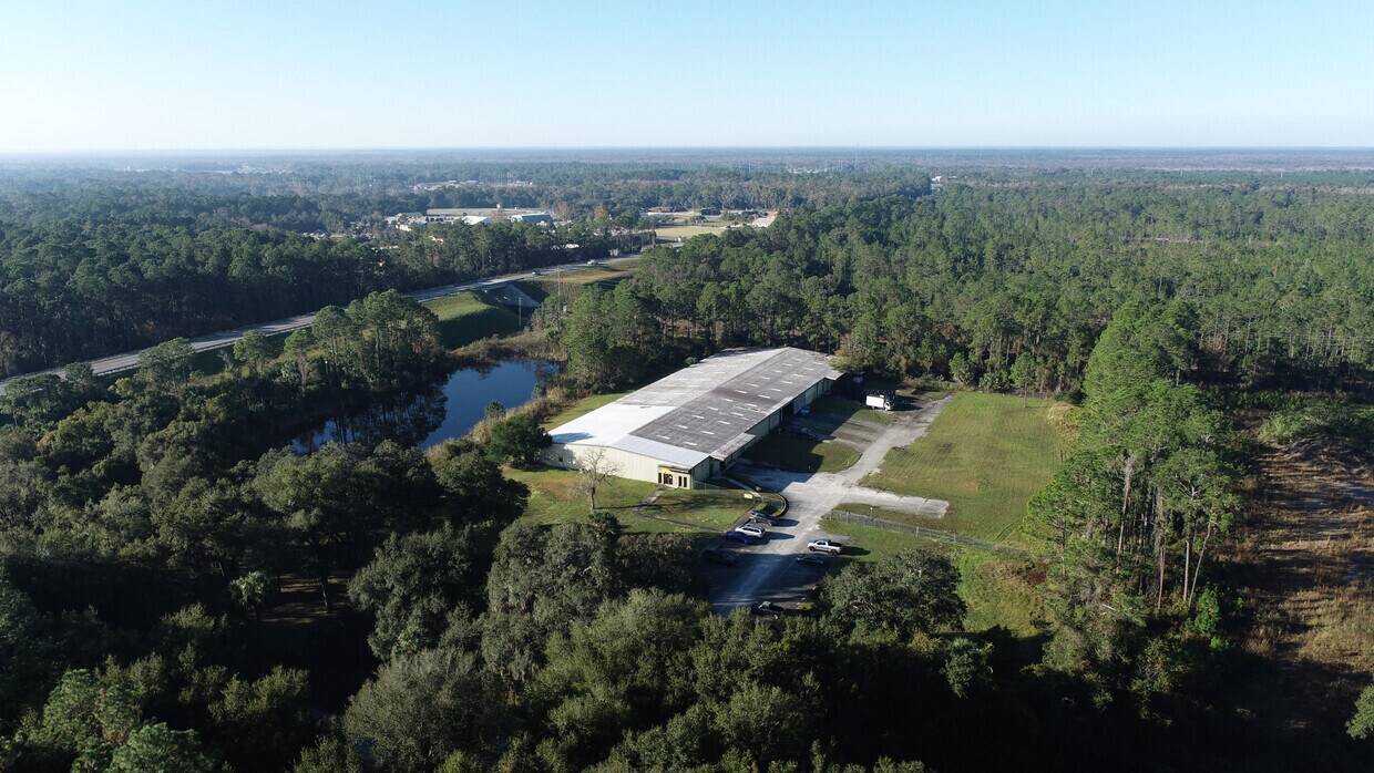 2451 W New York Ave, Deland, FL à louer Photo principale- Image 1 de 3