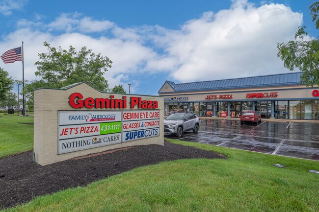 More details for 2418 Esquire Dr, Dayton, OH - Retail for Lease