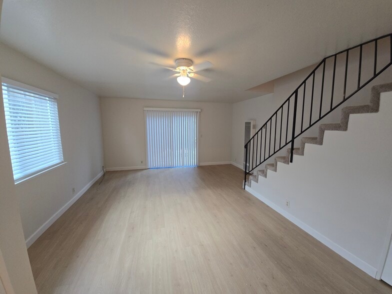 407 Raymond Ave, San Jose, CA for sale - Building Photo - Image 3 of 11