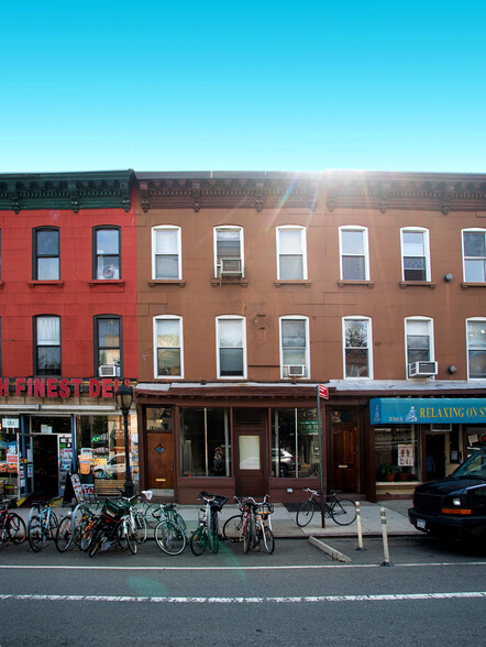 287 Smith St, Brooklyn, NY for sale - Building Photo - Image 1 of 1