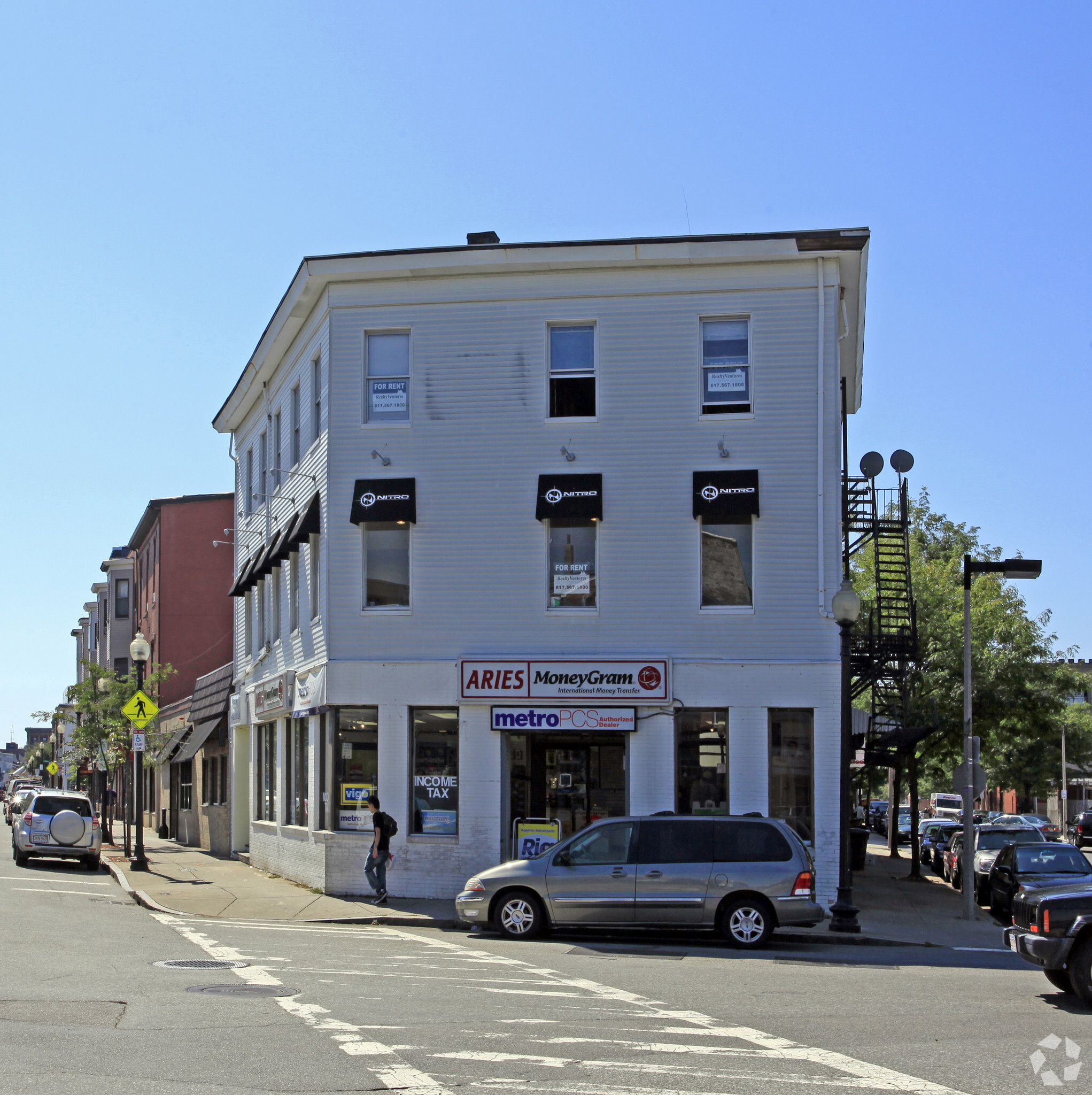 154-158 Meridian St, East Boston, MA for lease Primary Photo- Image 1 of 4