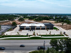 1301 Williams Dr, Georgetown, TX for lease Building Photo- Image 2 of 18