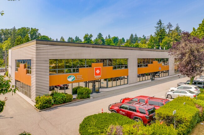 Plus de détails pour 1225 E Keith Rd, North Vancouver, BC - Bureau, Industriel à louer