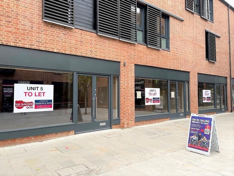 20-24 Market Pl, Henley On Thames à louer - Photo du bâtiment - Image 3 de 3