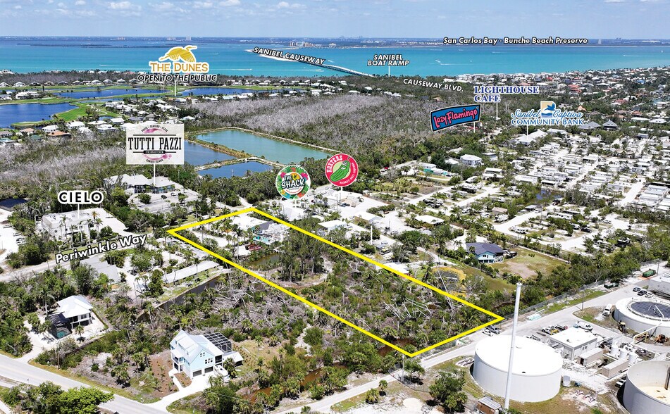 1223 Periwinkle Way, Sanibel, FL à vendre - Aérien - Image 1 de 7