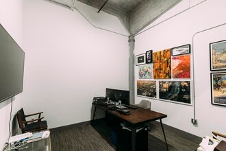 2744 E 11th St, Oakland, CA à louer Photo intérieure- Image 2 de 3