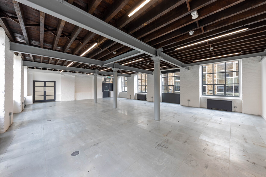 Perren St, London for lease - Interior Photo - Image 3 of 5