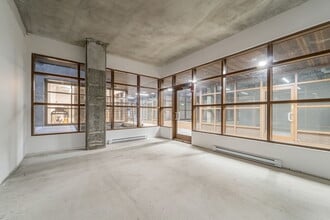 215 Rue Murray, Montréal, QC for lease Building Photo- Image 1 of 3