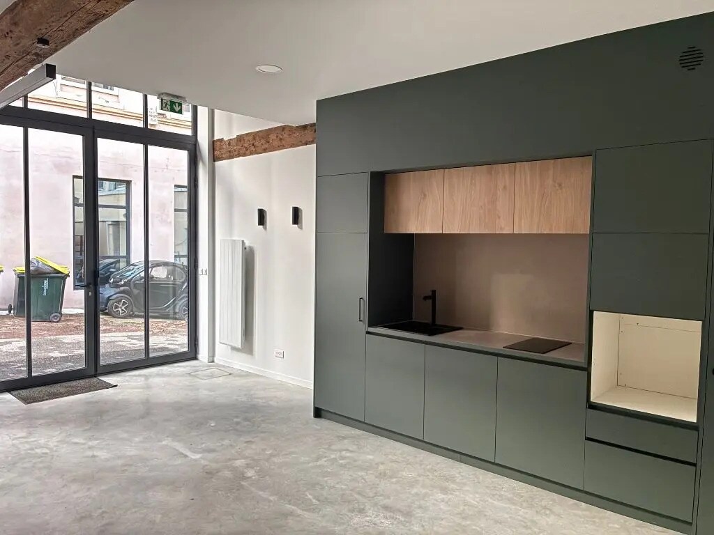 Office in Lyon for lease Building Photo- Image 1 of 9