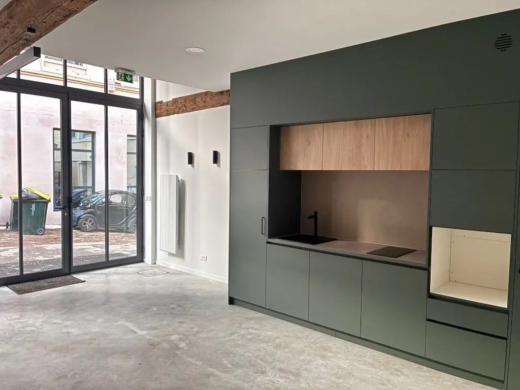 Office in Lyon for lease Interior Photo- Image 1 of 9