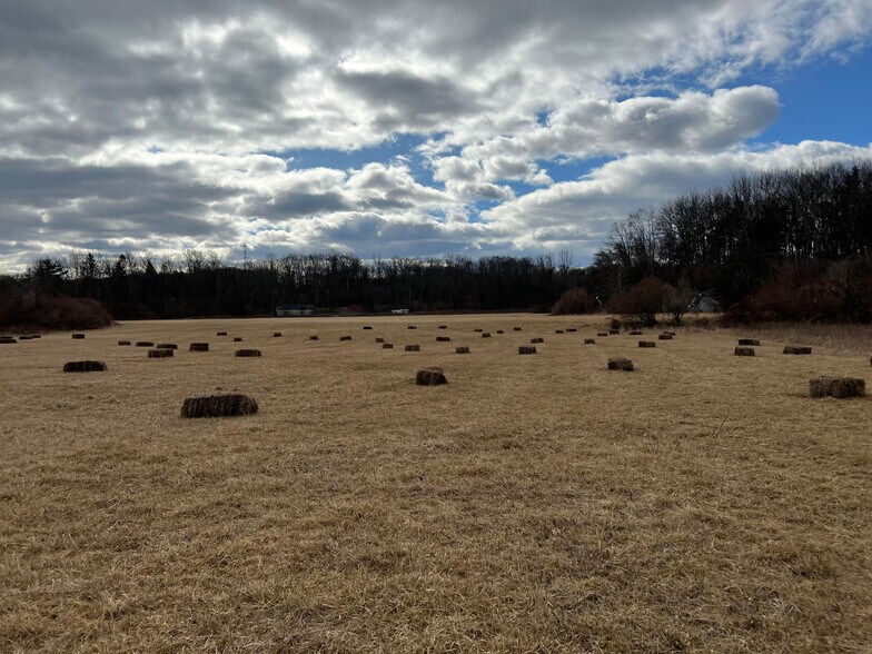 248 Stickles Pond Rd, Andover, NJ à vendre - Photo du bâtiment - Image 2 de 4