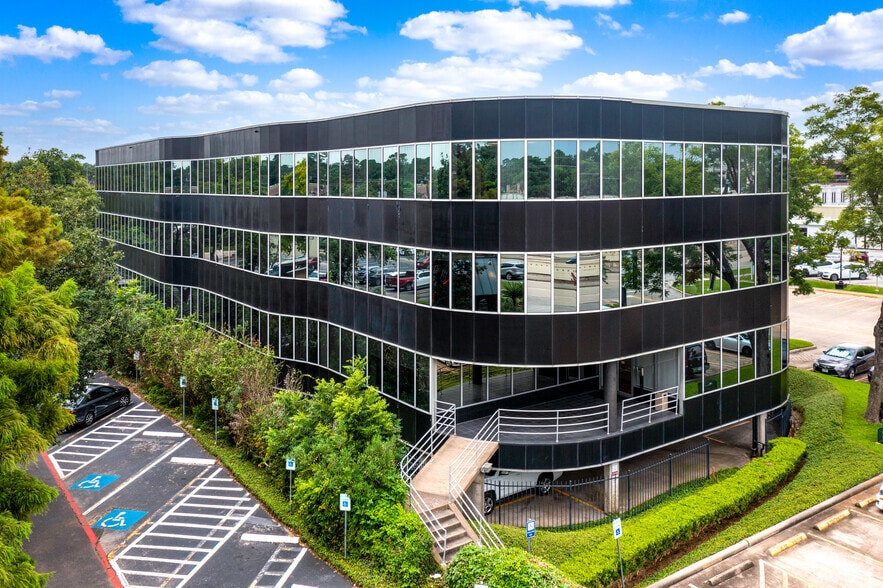 8955 Katy Fwy, Houston, TX for lease - Building Photo - Image 3 of 11