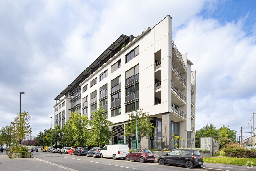 Bureau dans Gennevilliers à louer - Photo du bâtiment - Image 2 de 22