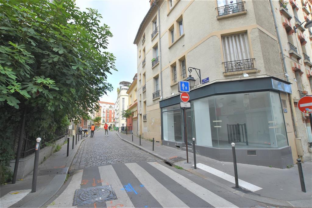 Retail in Paris for lease Building Photo- Image 1 of 6