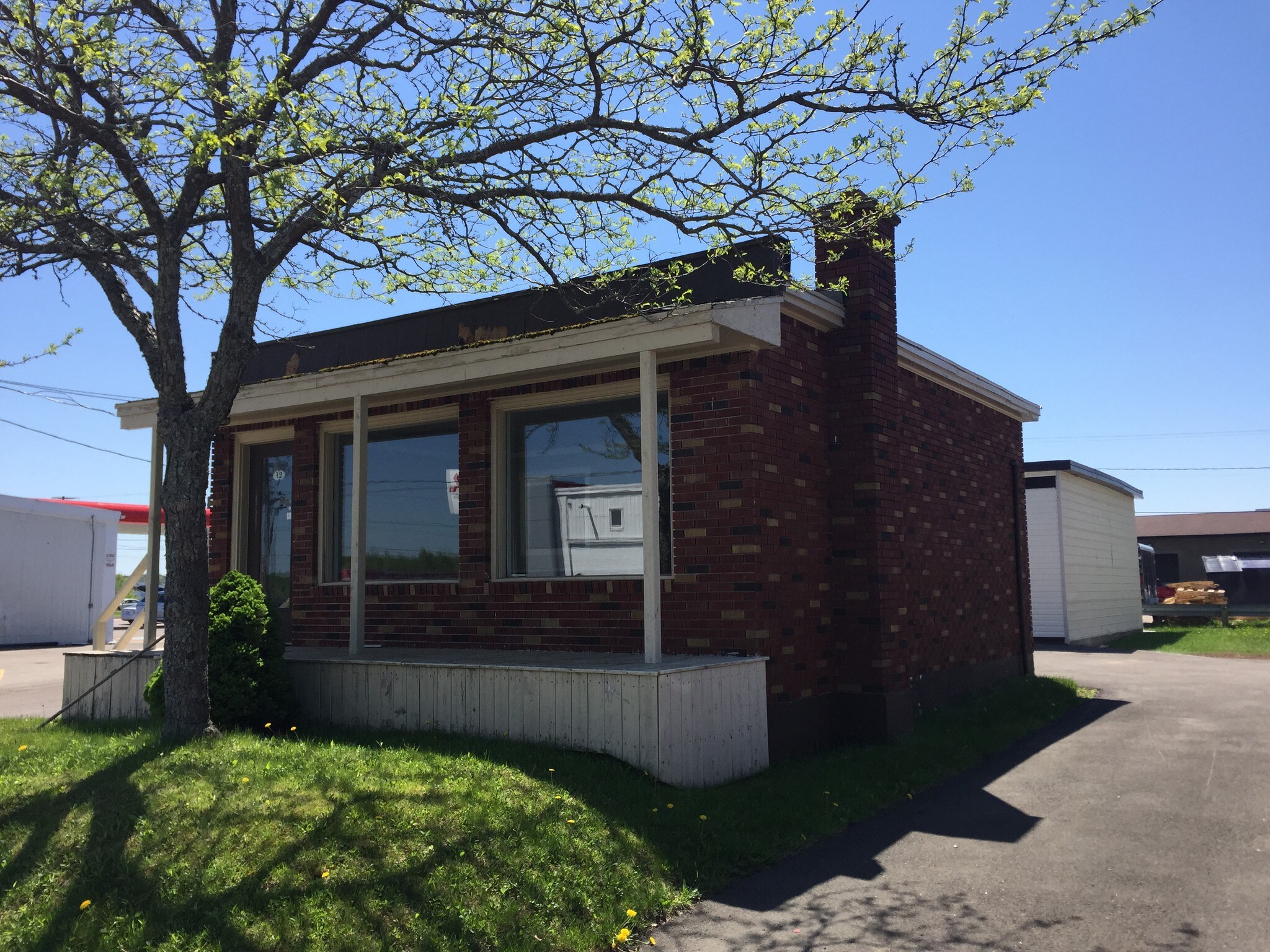 12 Coronation Dr, Moncton, NB for sale Primary Photo- Image 1 of 1