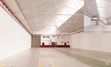 Industrial in San Fernando De Henares, MAD for lease Interior Photo- Image 1 of 2