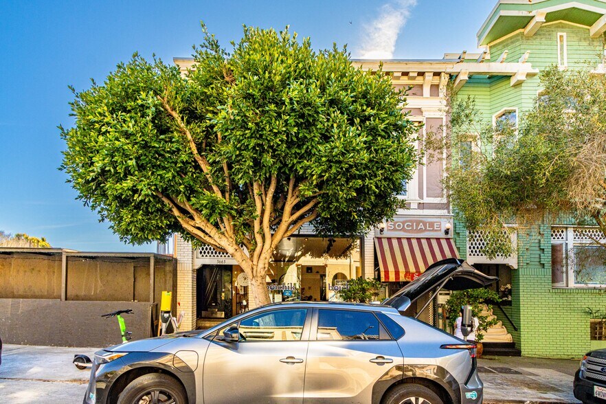 3665 Sacramento St, San Francisco, CA à louer - Photo du bâtiment - Image 2 de 4