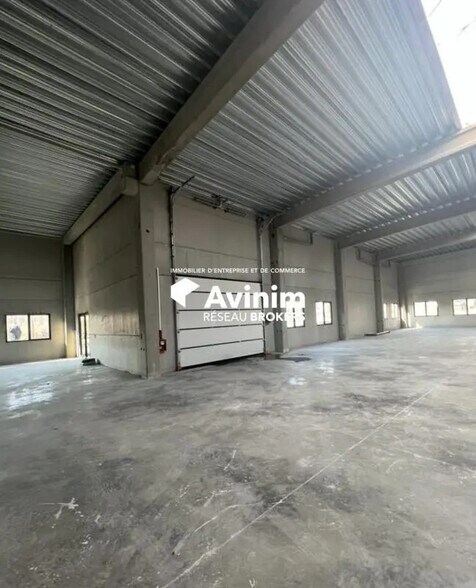 Flex dans Villiers-le-Bel à louer - Photo du bâtiment - Image 2 de 7