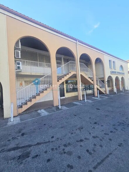 Office in Montpellier for sale - Building Photo - Image 2 of 5