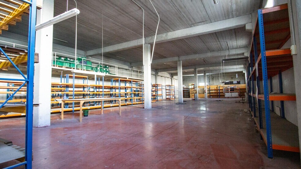 Industrial in Petrer for sale - Interior Photo - Image 3 of 17