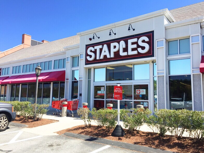 145-149 Great Rd, Acton, MA à louer - Photo du bâtiment - Image 3 de 6