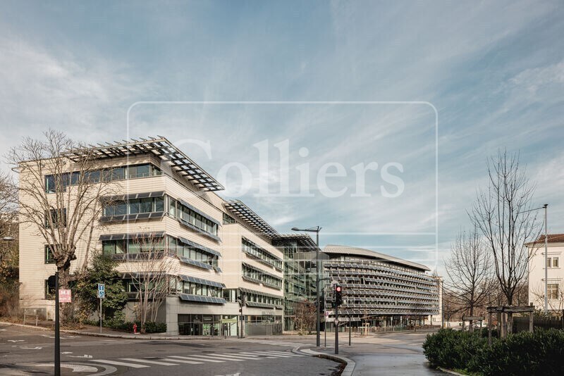 25-27 Rue Joannès Carret, Lyon for sale Building Photo- Image 1 of 30