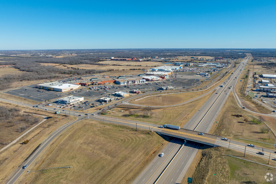 4901 N Kickapoo Ave, Shawnee, OK for sale - Aerial - Image 3 of 38