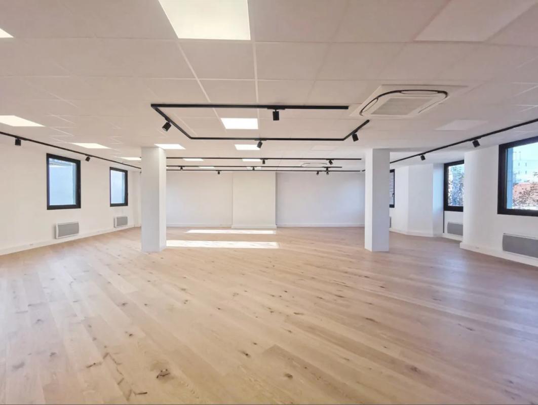 52 Rue D'Aguesseau, Boulogne-Billancourt à louer Photo du bâtiment- Image 1 de 8