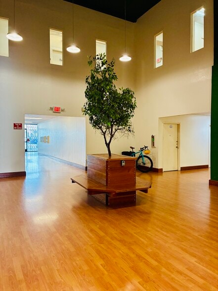 2141 Mission St, San Francisco, CA for lease - Interior Photo - Image 3 of 21