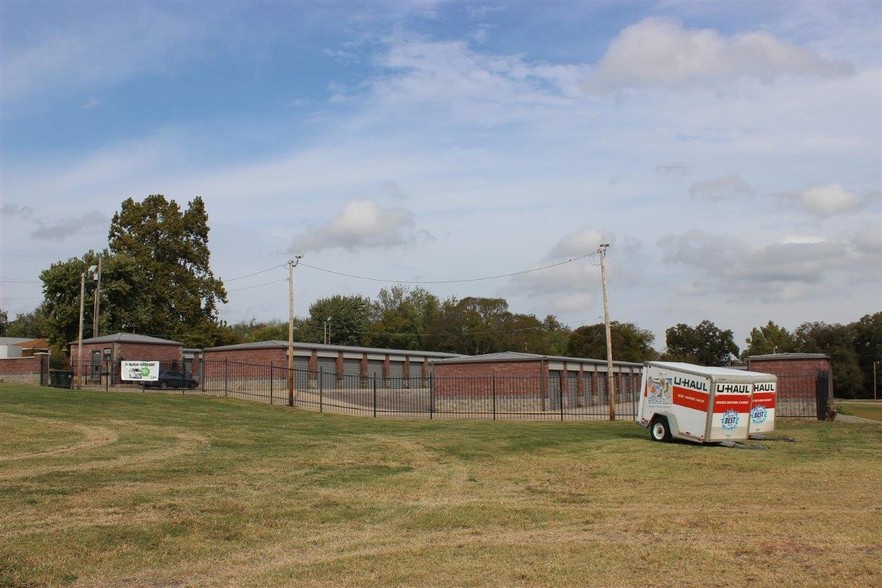 413 N 3rd St, Tecumseh, OK for sale - Building Photo - Image 1 of 1