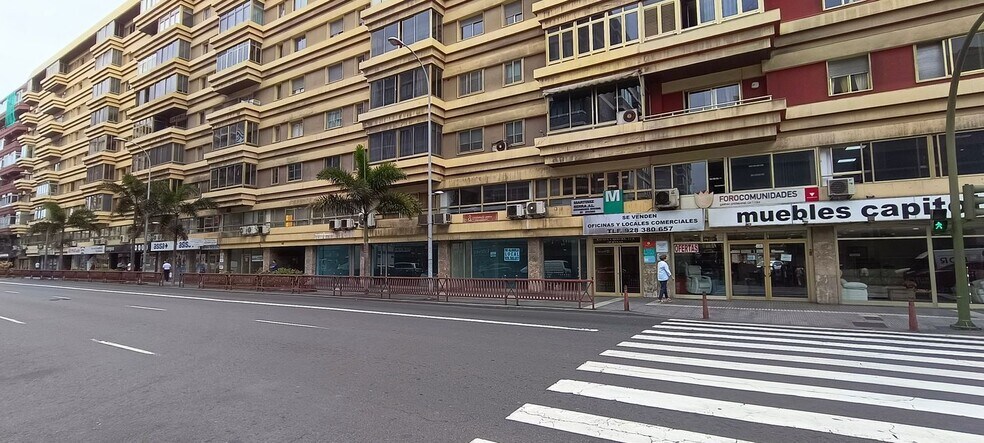 Rafael, 22, Las Palmas de Gran Canaria, Las Palmas à louer - Photo du bâtiment - Image 2 de 29