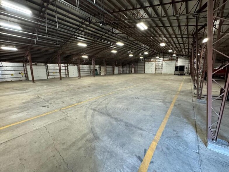 3541 32nd St, Port Huron, MI à louer - Photo du bâtiment - Image 2 de 3