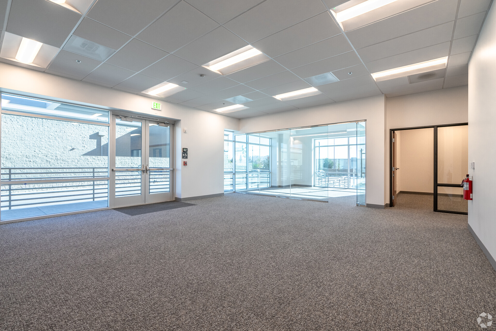 1505 S Willow Ave, Rialto, CA for lease Lobby- Image 1 of 17