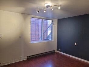 5020-5024 Ch de la Côte-des-Neiges, Montréal, QC for lease Interior Photo- Image 2 of 5