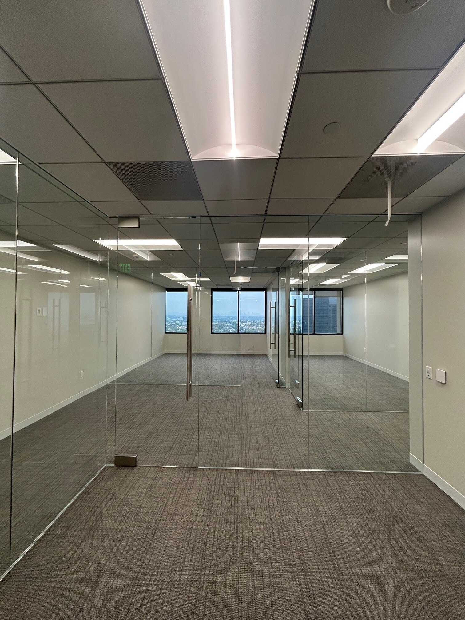 1925 Century Park E, Los Angeles, CA for lease Interior Photo- Image 1 of 2