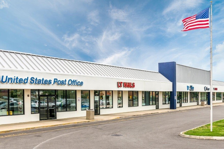2118-2132 Stringtown Rd, Grove City, OH à louer - Photo du bâtiment - Image 1 de 6