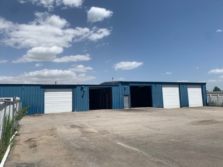 302 E Wapella St, Minooka, IL for lease - Building Photo - Image 2 of 6