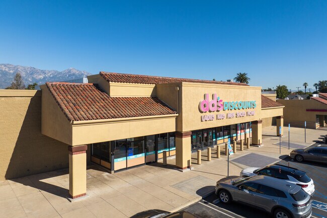 More details for 606 W Holt Blvd, Ontario, CA - Retail for Sale