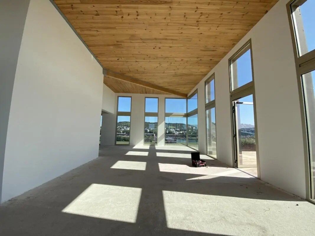 Office in Rouen for lease Interior Photo- Image 1 of 5