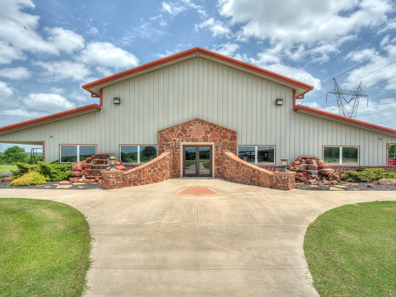 341070 E 890 Rd, Chandler, OK à vendre - Photo du bâtiment - Image 2 de 178