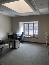 14047 W Petronella Dr, Libertyville, IL à louer Photo intérieure- Image 1 de 7