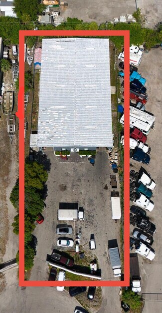 Plus de détails pour 13050 NW 43rd Ave, Opa Locka, FL - Industriel à louer