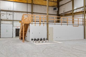 124-130 Hall St, Concord, NH for lease Interior Photo- Image 1 of 6