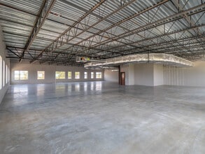 10880 E Crystal Falls Pky, Leander, TX for lease Interior Photo- Image 2 of 2