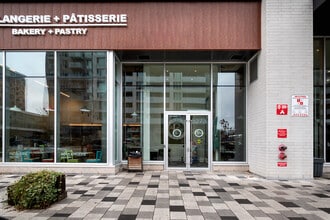 5273 Av De Courtrai, Montréal, QC for lease Building Photo- Image 1 of 46